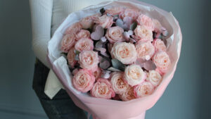 Cheechak Boutique - Freshness you can trust mono bouquet